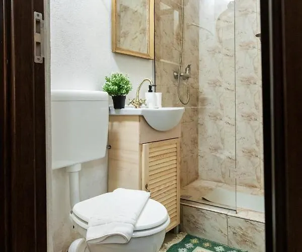 Saint Marco35th Apartment